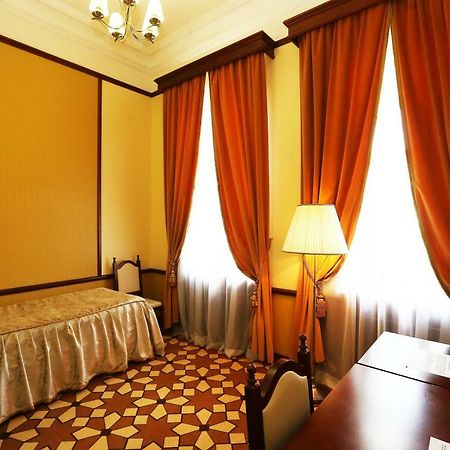 Garni Hotel Minsk Exterior foto