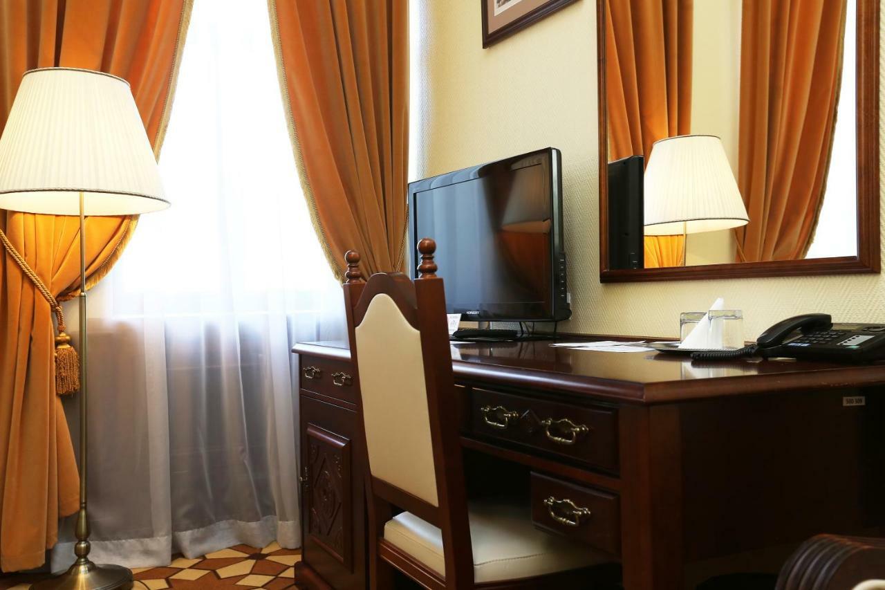 Garni Hotel Minsk Exterior foto